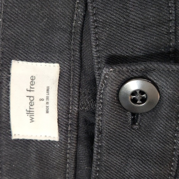 Aritzia Wilfred Free Modern Cargo Pant Black Denim - Picture 8 of 9